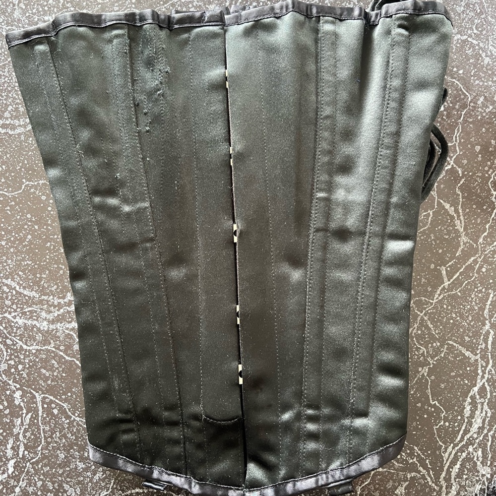 Elegant Black Satin Corset
